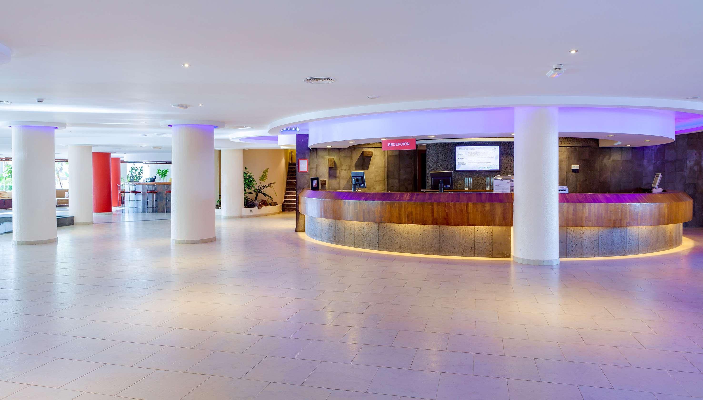 Sol Lanzarote Hotel Puerto del Carmen  Bagian luar foto