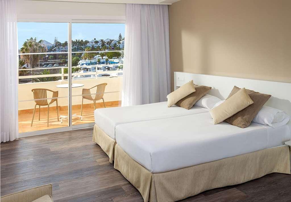 Sol Lanzarote Hotel Puerto del Carmen  Ruang foto