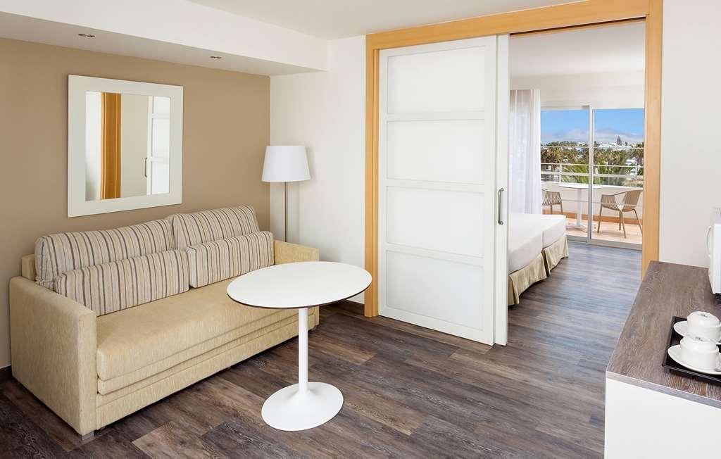 Sol Lanzarote Hotel Puerto del Carmen  Ruang foto